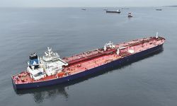 Karadeniz'de Saldırıya Uğrayan 'Altura' İsimli Tanker Kilyos Açıklarına Demirletildi