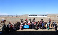 Malatya’da Otizmli Çocuklar İçin Atlı Cirit Gösterisi Düzenlendi