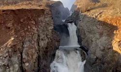 Elazığ’da Sağanak Sonrası Sori Şelalesi Coştu