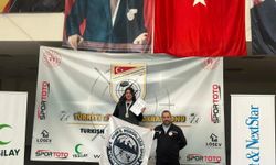 Kayserili Arzu Naz Yılmaz Türkiye Şampiyonu Oldu