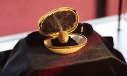 Peygamber Efendimizin Saç-ı Şerifi de Var: Kutsal Emanetler Sergisi Kapılarını Açtı