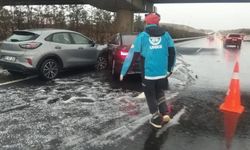 Şanlıurfa'da Dolu Yağışı Zincirleme Kazaya Neden Oldu: 11 yaralı