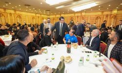 Şehitkamil Belediye Başkanı  Yılmaz, Amatör Sporcularla İftar Sofrasında Bir Araya Geldi