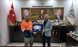 Temizlik İşçisinin Duyarlı Hareketi Takdir Topladı