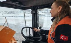 Tunceli'de karayollarına kadın eli: En zor şartlarda sahada