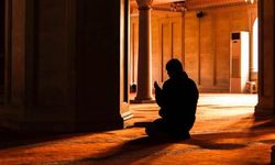 Ramazan Bayramı’nda Hangi Dualar Okunur? 2026 Bayram Takvimi ve Zikirler