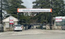 Malatya'da Dışarıdan Gelen Şahıs Okuldaki Öğrenciyi Hastanelik Etti