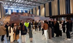 Büyükşehir'in Zemin Katında Hummalı Çalışma! Başkan Er ve Gençler Yeni Kütüphaneyi İnceledi