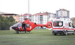 Malatya'da Kalbi Duran 19 Yaşındaki Genç, Ambulans Helikopterle Hastaneye Yetiştirildi