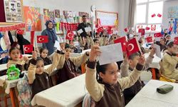 Adıyaman'da Öğrencilerden Mehmetçiğe Anlamlı Mektup