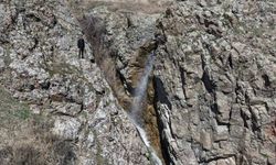 Elazığ'da Kuruyan 30 Yıllık Şelale, Yağışlarla Birlikte Yeniden Canlandı