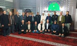 Malatya'da ihbar üzerine camiye gelen polisler sürpriz kutlamayla karşılaştı