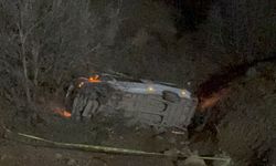 Malatya’nın Hekimhan'da Servis Minibüsünün Şarampole Devrildi: 2 Kişi Hayatını Kaybetti, 10 Kişi Yaralandı