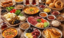 Neden Kahvaltıda Her Gün Aynı Şeyleri Yerken Akşam Yemeğinde Yiyemiyoruz Hiç Düşündünüz Mü?