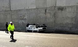 Akçadağ’da Belediye Personelini Taşıyan Araç Kaza Yaptı