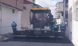 Köstebek Yuvasına Dönen O Mahallede Asfalt Sevinci! Çile Bitti