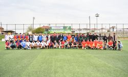 Yeşilyurt’ta Mini Dünya Kupası Başladı: 18 Ülkeden 180 Öğrenci Sahada