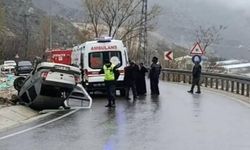 Doğanşehir'de Korkutan Kaza: Takla Atan Otomobilde 5 Yaralı