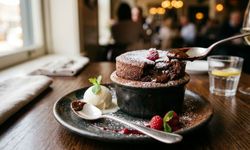 Evde Çikolatalı Sufle Nasıl Yapılır? Kolay, Pratik ve Akışkan Lezzet Sırrı