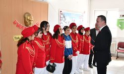 Köy Okulunda Bando Sürprizi: MAGİNDER'den Hekimhan Kurşunlu'ya Anlamlı Çıkarma