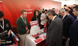 Malatyalı Lise Öğrencisi Ankara'ya Damga Vurdu: Bakan Tekin Özel Olarak İnceledi!