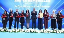 Malatya’dan Türkiye’ye Örnek Sağlık Çalışanı: Ayşe Tekedereli