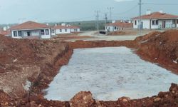 Malatya'da Hak Sahibi Esnafa Müjde! Yeni Köy Konutlarında Çarşı Temeli Atıldı