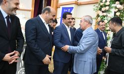 Malatya’da AK Parti Teşkilatı ve Vatandaşlar Bayramlaşma Programında Bir Araya Geldi