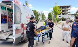 Adıyaman’da Elektrikli Motosiklet Devrildi: Sürücü Yaralandı