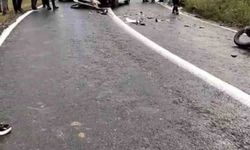 Diyarbakır'da otomobil ile motosiklet kafa kafaya çarpıştı: 1 yaralı