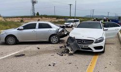 Elazığ’da Feci Kaza: Hamile Kadının da Aralarında Bulunduğu 4 Kişi Yaralandı