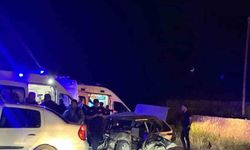 Elazığ’da Otomobil İle Traktör Çarpıştı: 5 Yaralı