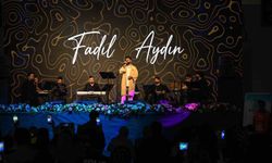 Malatya’da Anneler Günü Coşkusu! Fadıl Aydın Konseri Salonu Doldurdu