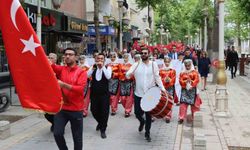Malatya’da Gençlik Haftası Yürüyüş ve Törenle Başladı