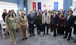 Sivas’ta Dijital Gençlik Merkezi Gençlerin Hizmetine Açıldı