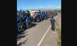 Kurtalan’da "Ezber Bozan" Düğün! Lüks Araçlar Yerine Traktörler Konvoy Oldu
