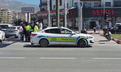Malatya'da Sivil Polis Aracı İle Motosiklet Çarpıştı: 1 Yaralı