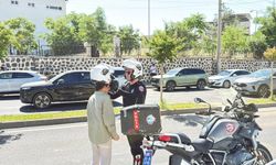 Diyarbakır’da okulları karıştıran öğrencilerin imdadına polis yetişti: Saniyeler kala sınava girdiler...