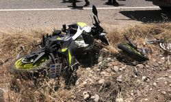 Kamyonetle Çarpışan Motosiklet Sürücüsü Hayatını Kaybetti