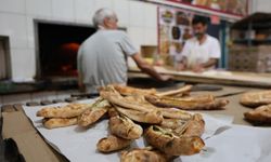 Elazığ’da Fırıncıların Zorlu Sınavı: 100 Derecelik Ocakta Çalışıyorlar