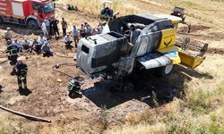 Biçerdöver Alevlere Teslim Oldu: Sürücünün "Kahraman" Hamlesi Faciası Önledi!