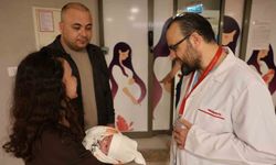 Bu Bebeğe Anne Karnında Teşhis Konuldu, Tüm Zorlukları Aşıp Hayata Tutundu..