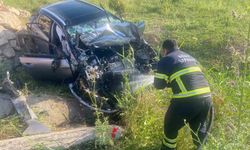 Siirt’te Feci Kaza: Şarampole Yuvarlanan Otomobilin Sürücüsü Ağır Yaralandı