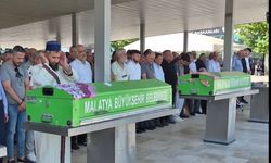 Malatya’da Acı Veda: Anne ve Kız Gözyaşlarıyla Son Yolculuğuna Uğurlandı