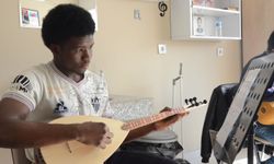 Afrika’dan Malatya’ya Uzanan Bağlama Hikâyesi: Aşık Veysel’i Örnek Aldı