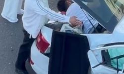 Diyarbakır’da Feci Kaza: İki Otomobil Çarpıştı, Araçta Sıkışan Yaralılar Kurtarıldı