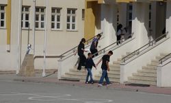 Malatya'da Kimliğini Otobüste Unuttu, LGS'ye Son Anda Yetişti!