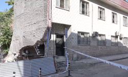 Canlı Canlı Çöküş! Malatya'da Mühürlü Binada Akılalmaz Görüntüler
