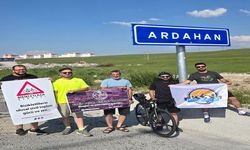 550 Kilometreyi Bisikletle Aştı! Elazığlı Sporcudan Ardahan'a Nefes Kesen Yolculuk