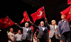 Başkan Çolakbayrakdar'dan 15 Temmuz mesajı: "Bu ruh gelecek nesillere mutlaka aktarılmalı"